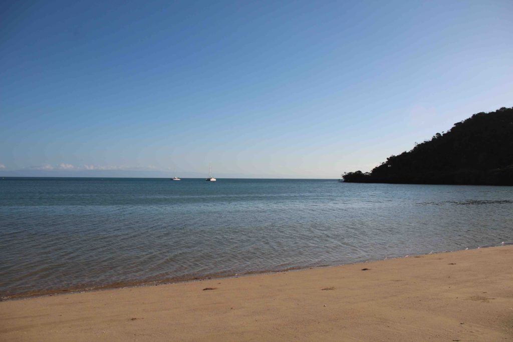 Roobi moored at Orpheus Island